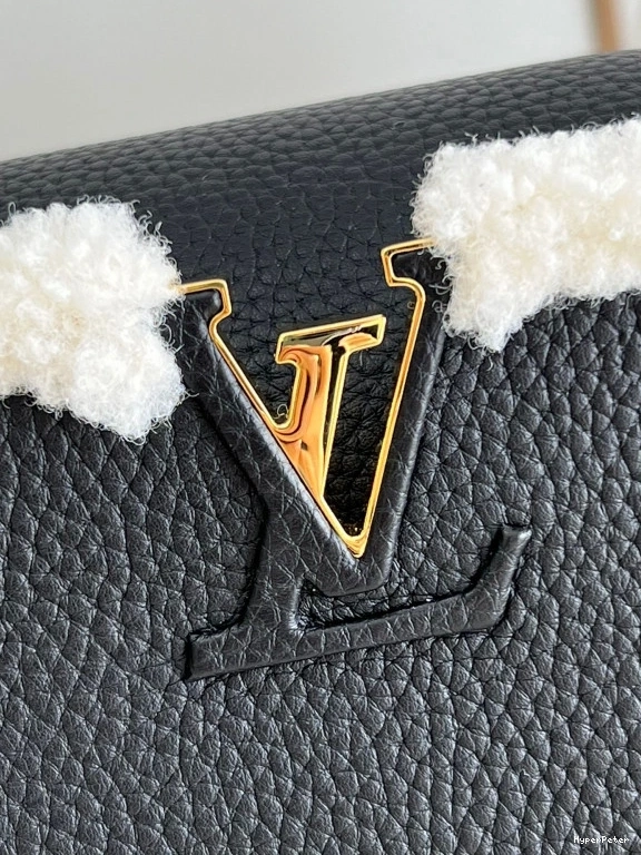 VUITTON LOUIS BB CAPUCINES 0726